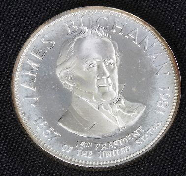 James Buchanan 33.1gm. Sterling Silver Presidents #22: James Buchanan 33.1gm. Sterling Silver Presidents #22 Franklin Mint American Presidents medal. Short biography reverse. Marked Sterling" reverse. Slightly larger than a silver dollar, little more than