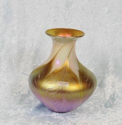 Waterford Evolution Robert Held Ginessa 7" Vase w/COA E: Waterford Evolution Robert Held Ginessa 7 Vase w/COA ED324 Excellent Condition! TR142PE. A stunning piece by Robert Held for Waterford Evolution. Ginessa 7" Vase. Piece is signed on bottom 34/50. Bran