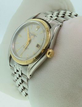 Gents Rolex Stainless Steel DateJust Wristwatch 76.43 g: Gents Rolex Stainless Steel DateJust Wristwatch 76.43 gm. A759 Excellent Condition! One gents, hand crafted & machine milled Rolex Stainless Steel DateJust Wristwatch electronically tested, Circa 1954