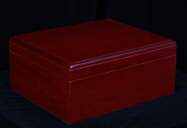 Mio Cigar Humidor. 4: Mio Cigar Humidor. 4 Excellent Condition! Mio Cigar Humidor. Includes Humidor, Hygrometer & Humidification System.. Thank you for viewing this lot. We are always adding new inventory and new auctions,