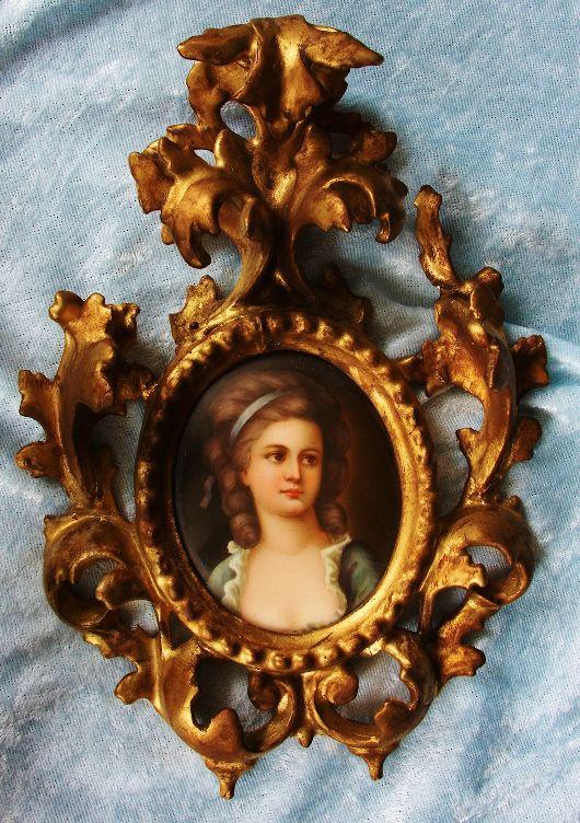 C1880 Porcelain KPM Style Gilt Floretine Frame ED320: C1880 Porcelain KPM Style Gilt Floretine Frame ED320 Excellent Antique Condition! TR762PE. This auction is for a beautifully painted Berlin German antique painting on porcelain from about 1880. The pa