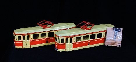Antique Tin Toy Wind Up German Tram Train 1930'2 ED314: Antique Tin Toy Wind Up German Tram Train 1930'2 ED314 Excellent Vintage Condition! SB573ER. From an outstanding private collection, a scarce antique German mechanical Tram wind-up tin toy. In working