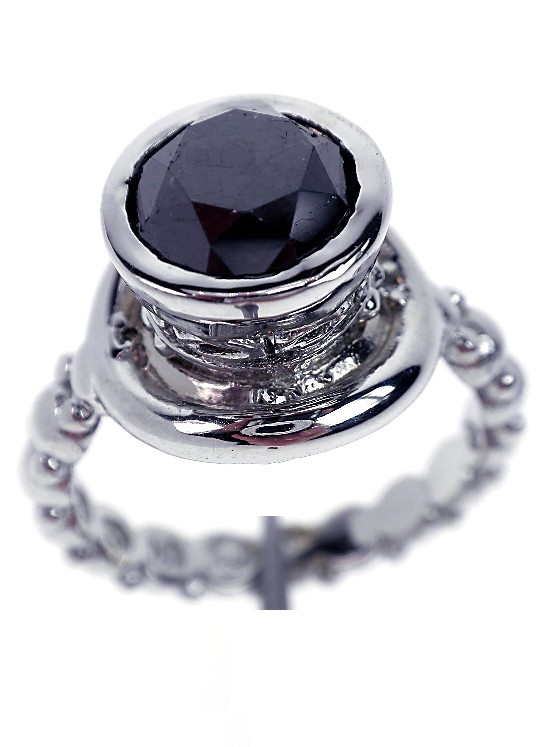 14KT White Gold Ladies Diamond Solitaire Ring 3.06ct. A: "14KT White Gold Ladies Diamond Solitaire Ring 3.06ct. A769 Excellent Condition! One 14KT White Gold Ladies Cast Diamond Solitaire Ring. Condition is new, good workmanship. The featured diamond is set