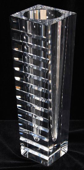 Orrefors "Crystal Arizona" Vase. Corral2: "Orrefors "Crystal Arizona" Vase. Corral2. Excellent Vintage Condition! HJ15PL. Vintage Orrefors Crystal Vase in mint condition! Retails new for $250. 5023-22 signed on bottom. 8.5" tall.. Thank you f