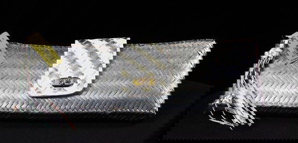 Adrienne Vittadini Straw Clutch Purse Bag Zubia Silver: "Adrienne Vittadini Straw Clutch Purse Bag Zubia Silver - Unused with original tags. 5A019A. Bag does show some wear as some of painted straw has begun to fade. - Thank you for viewing this lot. We ar