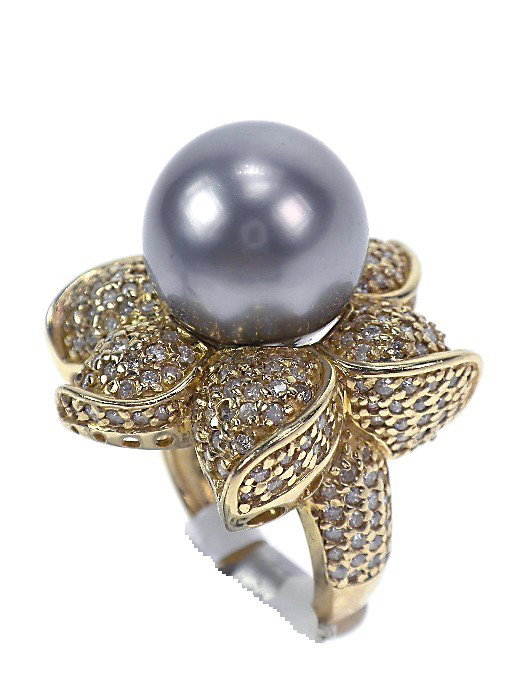 14KT Yellow gold ladies cast Tahitian cultured pearl an: 14KT Yellow gold ladies cast Tahitian cultured pearl and diamond ring. A804 Excellent Condition! One 14KT Yellow gold ladies cast Tahitian cultured pearl & diamond ring. Condition is new, good workman