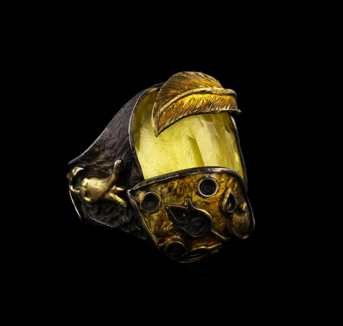 Sterling Silver Ring: One of a kind high fashion sterling silver Ring weighing 15.7 grams. Containing: Lemon Quartz. This sterling silver promises a lasting shine.