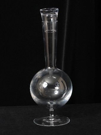 Vera Wang Decanter. Corral11: "Vera Wang Decanter. Corral11. Excellent Vintage Condition! LM15TR. Beautiful Vera Wang for Wedgewood crystal decanter. 12-3/4" tall; 4-1/2" diameter. Thank you for viewing this lot. We are always add