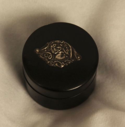 Antique Art Noveau Ebony & Sterling Box ED650: "Antique Art Noveau Ebony & Sterling Box ED650. Excellent Vintage Condition! VF14FD. This is an Art Nouveau Sterling silver lid powder jar from 1910-20's! There are no breaks or repairs to the decorat