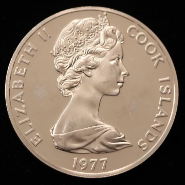 1952-1977 $25 Cook Islands Sterling Silver Coin 48g (1.: 1952-1977 $25 Cook Islands Sterling Silver Coin 48g (1.55oz) COMS61. As-Is Condition! GC13CX. 1952-1977 $25 Cook Islands Sterling Silver Coin approx. 48g (1.55oz). Thank you for viewing this lot. We a
