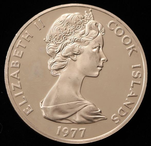 1952-1977 $25 Cook Islands Sterling Silver Coin 48g (1.: 1952-1977 $25 Cook Islands Sterling Silver Coin 48g (1.55oz) COMS60. As-Is Condition! ZT13XZ. 1952-1977 $25 Cook Islands Sterling Silver Coin approx. 48g (1.55oz). Thank you for viewing this lot. We a