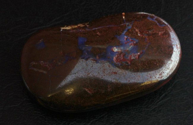 Natural Boulder Opal BO32 155.91 ct.: Natural Boulder Opal BO32 155.91 ct. Natural Boulder Opal - Beautiful stone. 155.91 ct. - Thank you for viewing this lot. We are always adding new inventory and new auctions, so check back often. We a