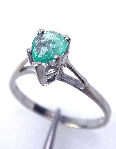 14KT White Gold Emerald Solitaire Ring 0.41ct. A1578: 14KT White Gold Emerald Solitaire Ring 0.41ct. A1578. Excellent Condition! One electronically tested 14KT white gold ladies cast emerald solitaire ring with a bright polish finish. Identified with mar