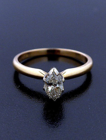 14KT Yellow Gold Diamond Solitaire Ring 0.45ct A2379: "14KT Yellow Gold Diamond Solitaire Ring 0.45ct A2379. Good Condition! WX811TQ. One electronically tested 14KT yellow gold ladies cast diamond solitaire ring. Bright polish finish with rhodium accents