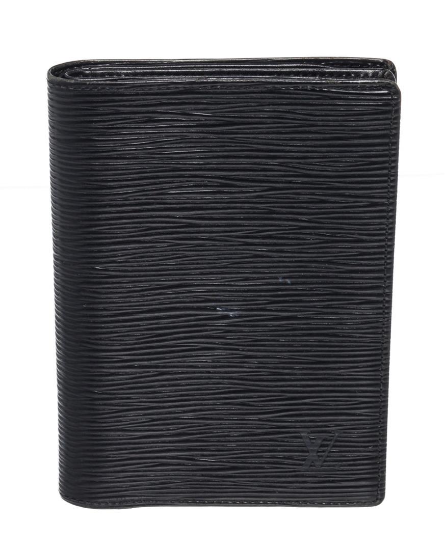 Louis Vuitton Black Epi Leather Passport Case Wallet: Louis Vuitton Black Epi Leather Passport Case Wallet with epi leather, gold-tone hardware, trim tan vachetta leather, interior card holder pockets, leather lining snap closure.