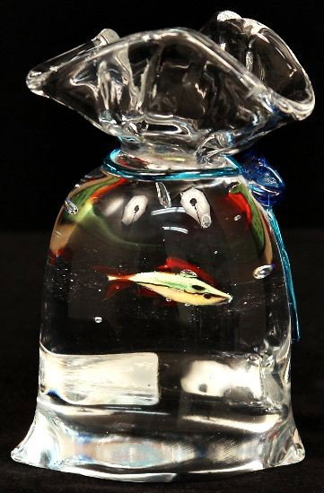 Original Oscar Zanetti Signed Art Glass Sculpture NS101: "Original Oscar Zanetti Signed Art Glass Sculpture NS101. Exccellent Vintage Condition! SLKA. Here is a Great Novelty Piece made by Oscar Zanetti in Murano Italy. It is valued at over $300.00. It is a