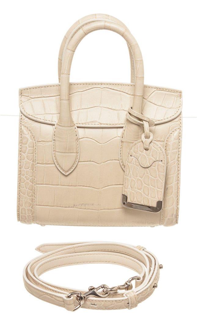 Alexander McQueen White Leather Mc Queen Her Handbag: Alexander McQueen White Leather Mc Queen Her Handbag with material leather, gold-tone, interior zip pocket, dual top handle and flap closure.