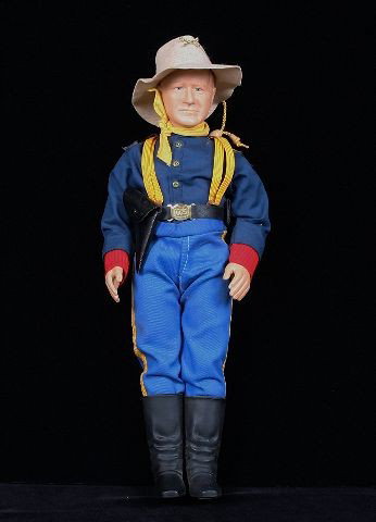18" Vintage 1982 John Wayne, The Duke American Legend. : "18" Vintage 1982 John Wayne, The Duke American Legend. NS. Excellent Vintage Condition! HG13SW. From 1982 this is a vintage Effanbee's Legend Series Heritage Doll. John Wayne - American "Guardian of 