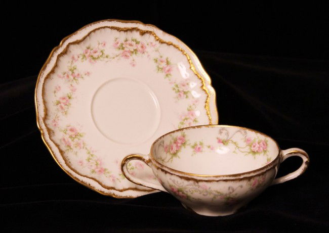 Antique Haviland Limoges Double Handled Tea Cup ED780: "Antique Haviland Limoges Double Handled Tea Cup ED780. Excellent Vintage Condition! LT62DQ. Antique Haviland Limoges rare double handled tea cup with mark P - 1903. Valued at $350.00. Thank you for v