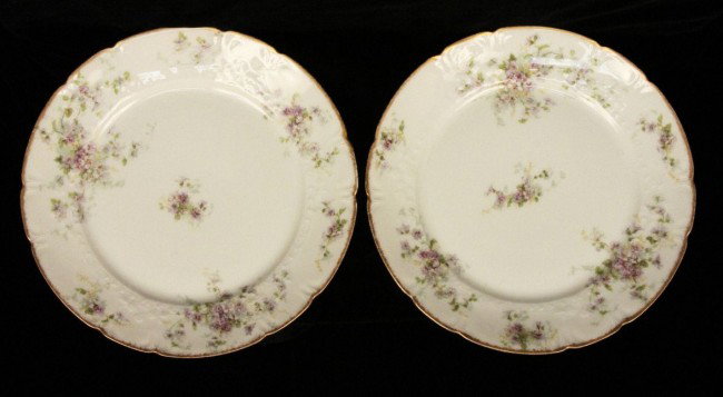 Antique GDA Set of 2 Limoges Plates with Scalloped Edge: Antique GDA Set of 2 Limoges Plates with Scalloped Edges ED922. As-Is Condition! HS12GW. Gorgeous set of 2 limoges plates with scalloped edges by Gerard Dufraisseix and Abbot (GDA). Features beautiful
