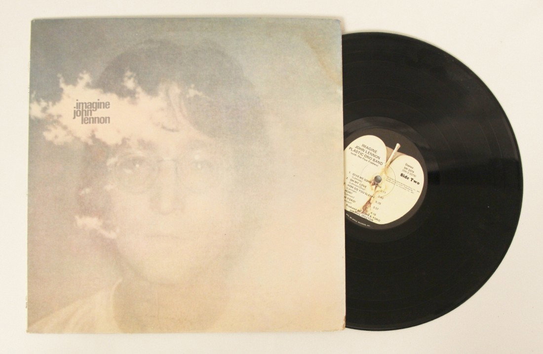 John Lennon "Imagine" Vinyl Record BD186: "John Lennon "Imagine" Vinyl Record BD186. As-Is Condition! BR6YT. John Lennon "Imagine" vinyl record. Songs feature the Plastic Ono Band with The Flux Fiddlers. Made by Apple Records. Thank you for v