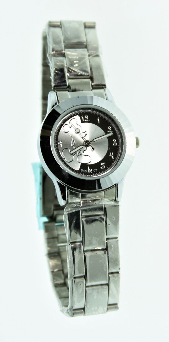 Bariho Mickey Mouse Watch ED1062: "Bariho Mickey Mouse Watch ED1062. Great Condition! NA12UD. One Bariho Mickey Mouse wrist watch with a stainless steel back, water resistant and japanese movement. In silver and black this watch has a