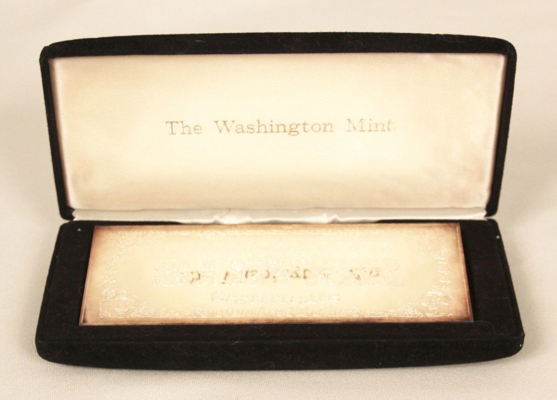 1995 $500 Washington Mint Half Pound Silver Bar CS191: "1995 $500 Washington Mint Half Pound Silver Bar CS191. As-Is Condition! LR133PD. This is a (half pound) 8 Troy ounce .999 fine silver bar from The Washington Mint. Comes with Case. Thank you for view
