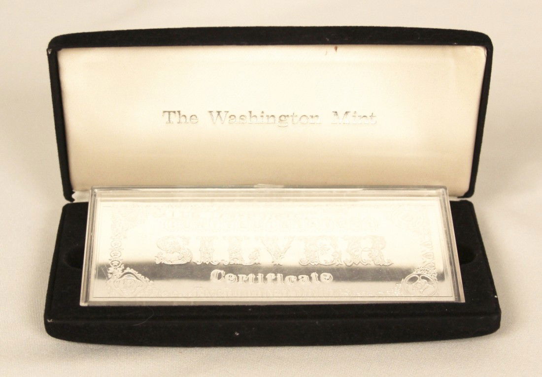 1996 $500 Washington Mint Half Pound Silver Bar CS190: "1996 $500 Washington Mint Half Pound Silver Bar CS190. As-Is Condition! GR133DE. This is a (half pound) 8 Troy ounce .999 fine silver bar from The Washington Mint. Comes with Case. Thank you for view