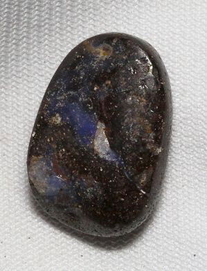 Boulder Opal (16.23ct.) BO147: Boulder Opal (16.23ct.) BO147. Excellent Condition! BT4CI. One Boulder Opal pendant weighing 16.23ctw. Thank you for viewing this lot. We are always adding new inventory and new auctions, so check bac