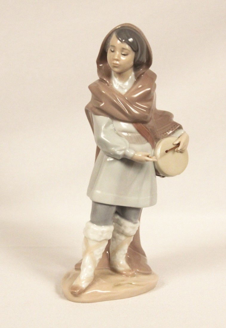 Vintage Lladro "Drummer Boy" #5403 ED1103: "Vintage Lladro "Drummer Boy" #5403 ED1103. Good Condition! RT15PW. Vintage Lladro "Drummer Boy" #5403. No box. One of the drum sticks is missing. Everything else on this lovely piece of Lladro is per