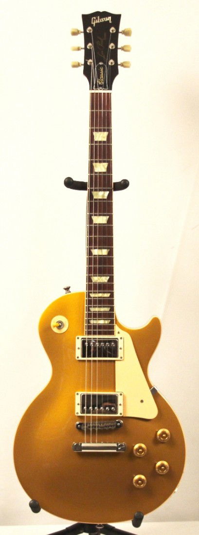 Gibson Les Paul Classic 1960 Goldtop Reissue MGUI25: "Gibson Les Paul Classic 1960 Goldtop Reissue MGUI25. Great Condition! CH6271PP. This gorgeous Gibson Les Paul Goldtop 1960 Classic reissue is what great dreams are made of. Now you can own this pre-o