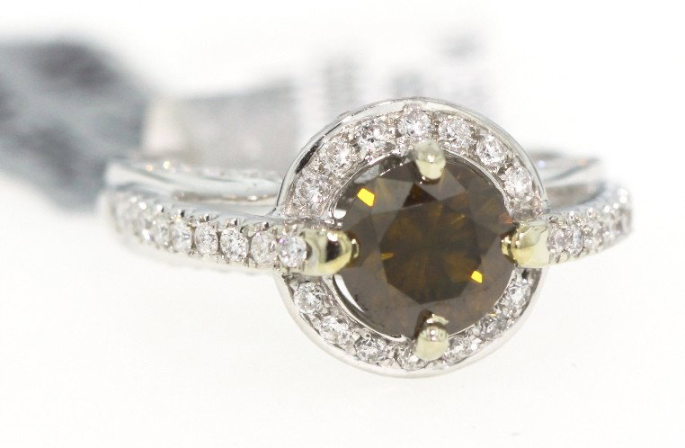 14KT White Gold 1.9ct Brown and White Diamond Ring RM22: "14KT White Gold 1.9ct Brown and White Diamond Ring RM227. Great Condition! YI9341ZL. One electronically tested 14KT white gold ladies cast diamond ring with a bright polish finish. Good workmanship. 