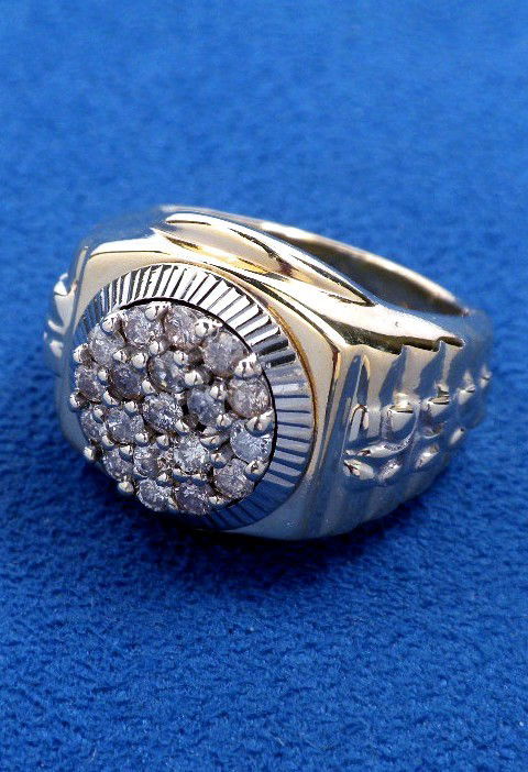 14KT Yellow Gold 1ct Diamond Cluster Ring A3479: "14KT Yellow Gold 1ct Diamond Cluster Ring A3479. Good Condition! VS165WL. One electronically tested 14KT yellow gold cast and assembled diamond cluster ring. A Rolex inspired, diamond ring featuring