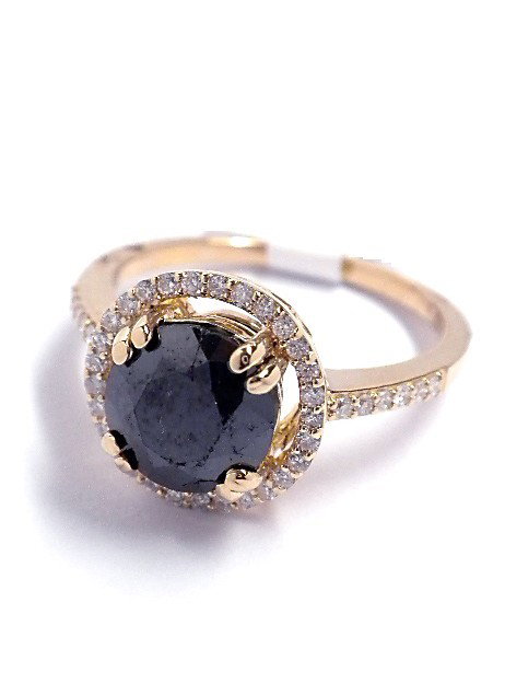 14KT Yellow Gold 2.17ct Black and White Diamond Ring J2: "14KT Yellow Gold 2.17ct Black and White Diamond Ring J28. New Condition! GI316KR. One electronically tested 14KT yellow gold ladies cast black and white diamond ring. Good workmanship. The featured b