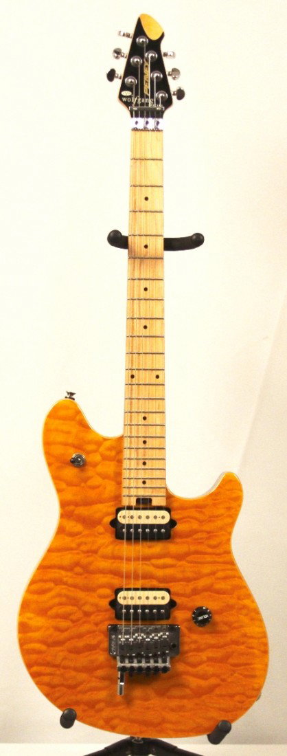 Peavey Wolfgang EVH Special Electric Guitar MGUI24: Peavey Wolfgang EVH Special Electric Guitar MGUI24. Great Condition! SD126AY. Eddie Van Halen with Peavey Corp Designed this guitar together so that all of us could play Eddie's guitar as he plays his