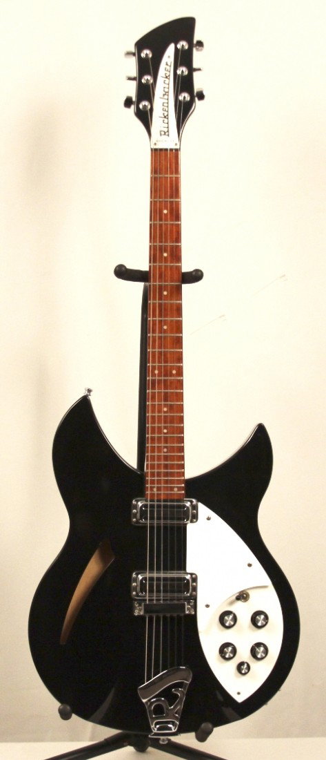 Rickenbacker 330-6 Jetglow Black Electric Guitar MGUI26: Rickenbacker 330-6 Jetglow Black Electric Guitar MGUI26. Excellent Condition! KY6241ZE. That great jingle jangle tone heard on everything from The Beatles to Tom Petty is the wonderful sound a Rickenb