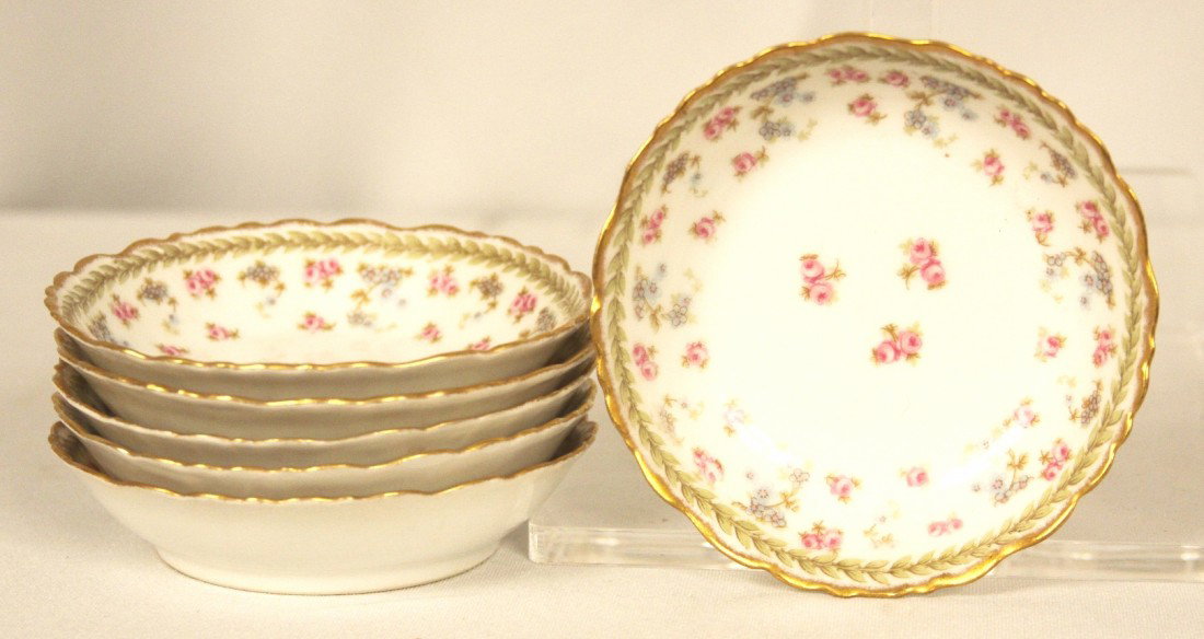 Antique Set of 6 Limoges Berry Bowls ED1248: "Antique Set of 6 Limoges Berry Bowls ED1248. Good Condition! RQ62FA. This is a set of 6 antique Limoges berry bowls by Bawo & Dotter (Elite Works). Mark 9 in red, dating to 1900-1914. Beautiful garla