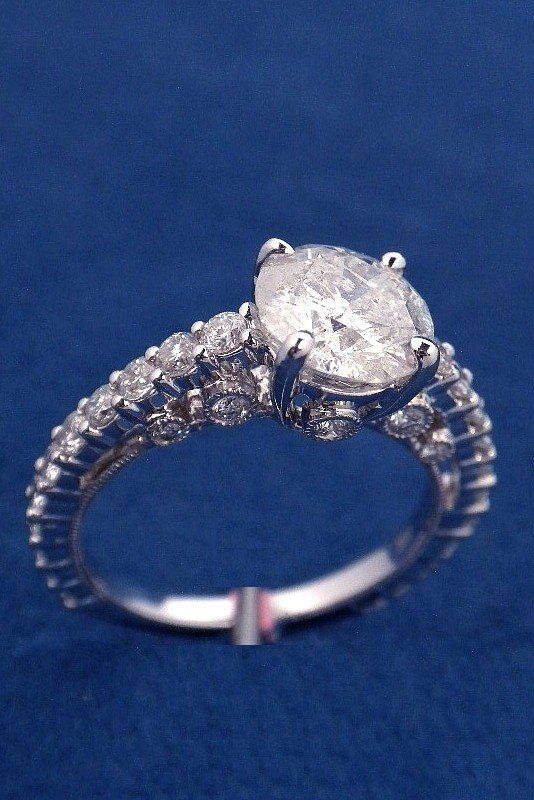 18KT White Gold 2.5ct Diamond Unity Ring FJM1075: "18KT White Gold 2.5ct Diamond Unity Ring FJM1075. New Condition! LD8555PY. One electronically tested 18KT white gold ladies cast diamond unity ring. Good workmanship. The featured diamond is supporte