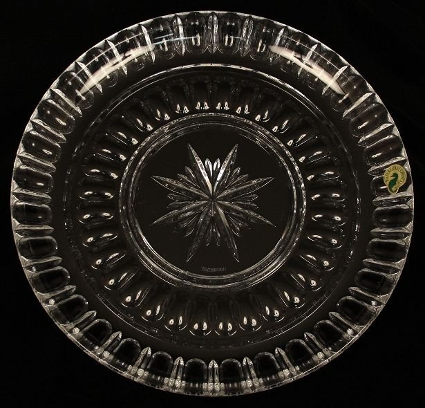 Waterford Crystal Grafton Street Collection Bolton Cake: Waterford Crystal Grafton Street Collection Bolton Cake Plate ED926. Excellent Condition! NB15TY. Gorgeous 11 crystal Bolton Cake Plate part of the Grafton Street Collection by Waterford. Grafton Stre