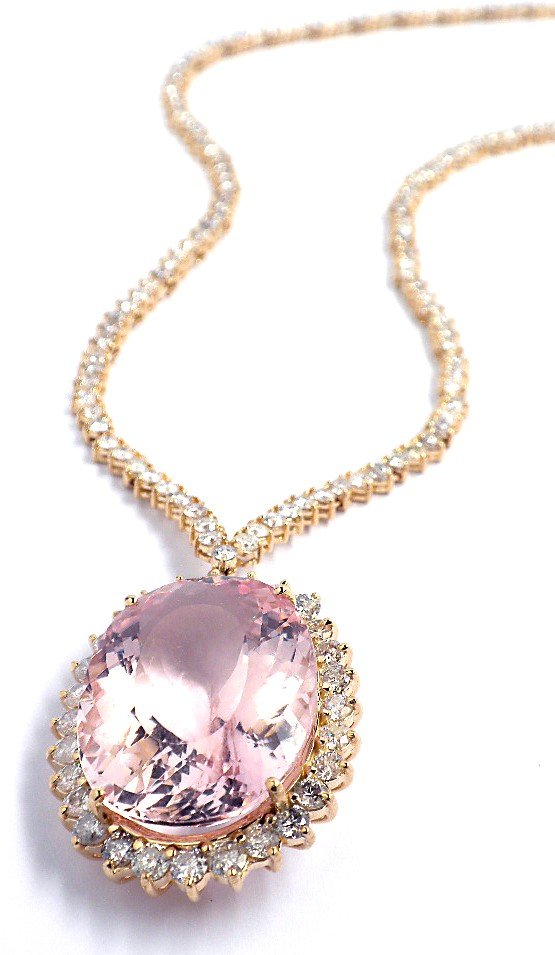 14KT Yellow Gold 40.88ct Morganite & Diamond Necklace A: 14KT Yellow Gold 40.88ct Morganite & Diamond Necklace A3919. Excellent Condition! CB1586PF. One electronically tested 14KT yellow gold ladies cast & assembled morganite & diamond necklace with a brigh