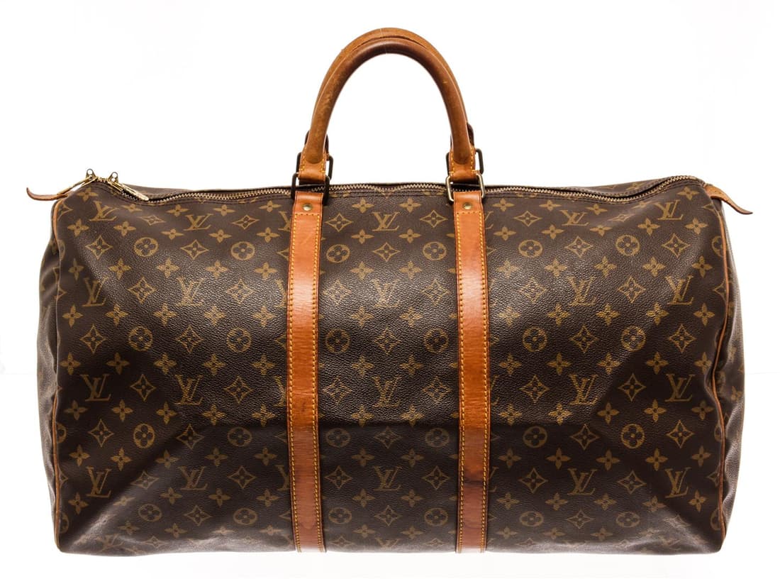 Louis Vuitton Brown Monogram Canvas Keepall 55 Travel Bag: Louis Vuitton Brown Monogram Canvas Keepall 55 Travel Bag. All available information is listed in the description and shown in the photos. Louis Vuitton Brown Monogram Canvas Keepall 55 Travel Bag wit