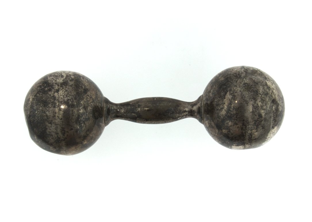 Antique Tiffany & Co. Sterling Barbell Baby Rattle ED12: Antique Tiffany & Co. Sterling Barbell Baby Rattle ED1288. Good Condition! HG52RE. One Antique Tiffany & Co. Sterling Barbell Baby Rattle, measures 4 x 1.5". Valued between $200- $225.00! Thank you fo