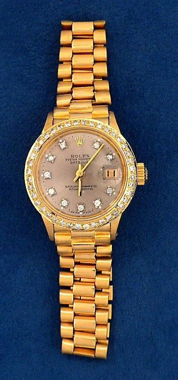 Ladies 18KT Gold Rolex Diamond DateJust Wristwatch A367: Ladies 18KT Gold Rolex Diamond DateJust Wristwatch A3672. Great Condition! VT1504ES. One ladies, hand crafted and machine milled Rolex Lady President the DateJust model wristwatch electronically teste