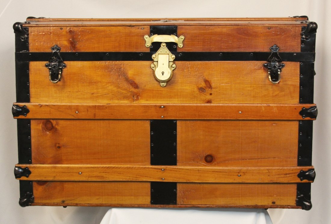 Antique Victorian Steamer Trunk/Chest ED1161: Antique Victorian Steamer Trunk/Chest ED1161. Great Condition! RK732ST. Beautifully refinished antique steamer trunk. This is a high quality trunk. The hardware and metal has been hand painted. It has