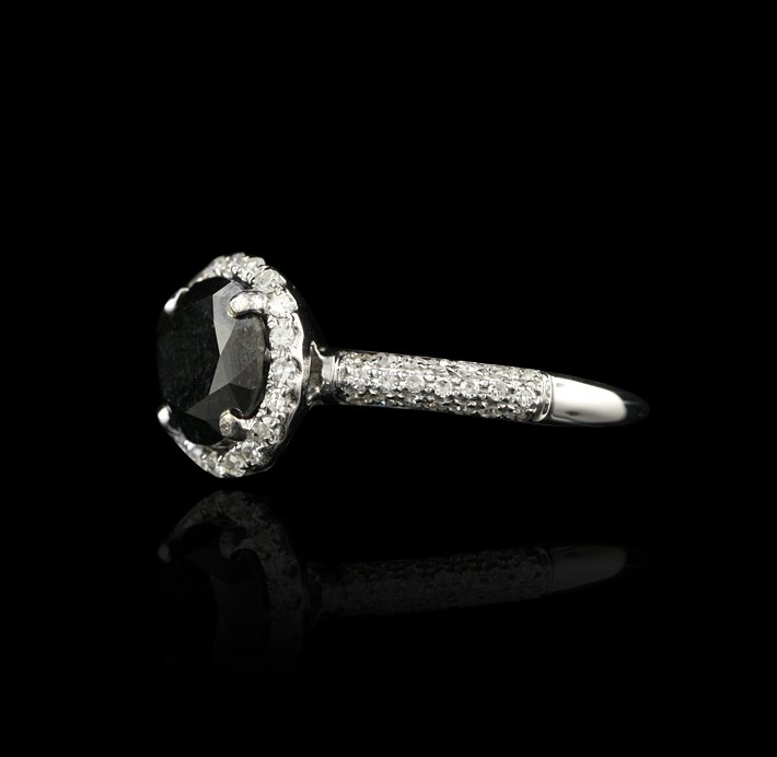 14KT White Gold 2.83ctw Black & White Diamond Ring RM67: 14KT White Gold 2.83ctw Black & White Diamond Ring RM672. Excellent Condition! MJ846KM. One lady’s polished, stamped and electronically tested solid 14K white gold ring mounted with: 1 Genuine Round