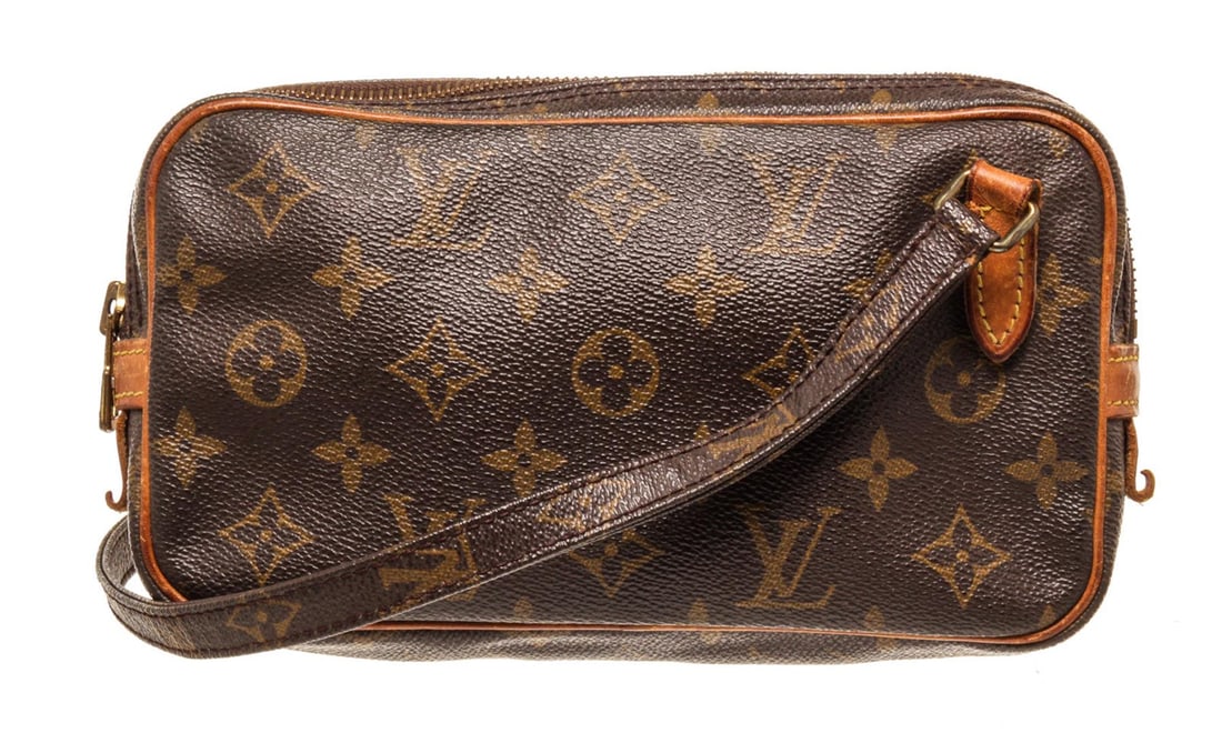 Louis Vuitton Brown Monogram Canvas Marly Bandouliere Crossbody Bag: Louis Vuitton Brown Monogram Canvas Marly Bandouliere Crossbody Bag. All available information is listed in the description and shown in the photos. Louis Vuitton Brown Monogram Canvas Marly Bandoulie