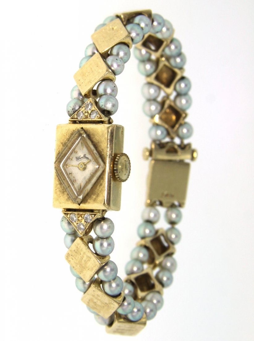 Ladies 14KT Gold Lucien Piccard Wristwatch. A864: Ladies 14KT Gold Lucien Piccard Wristwatch. A864 Excellent Condition! LY109QZ. One ladies, machine milled & hand crafted Lucien Piccard wristwatch electronically tested 14KT yellow gold. Condition: G-