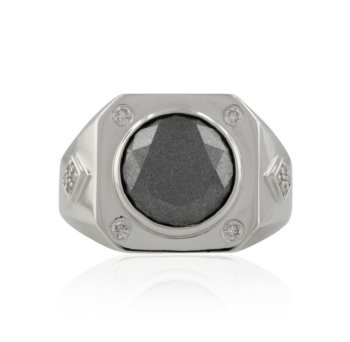 18KT White Gold 5.25ct Black Diamond and White Diamond : 18KT White Gold 5.25ct Black Diamond and White Diamond Ring FJM2453. Excellent Condition! FN9441IW. One ring featuring: 12.60gm of 18KT white gold, (1) black diamond with a total weight of 5.25ct and 