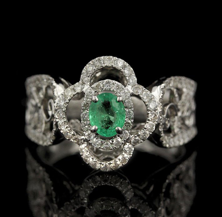 18KT White Gold 0.32ct Emerald and Diamond Ring FJM2264: 18KT White Gold 0.32ct Emerald and Diamond Ring FJM2264. Excellent Condition! JV936RX. One ring featuring: 5.16gm of 18KT white gold, (1) emerald with a total weight of 0.32cts and (92) round cut diam