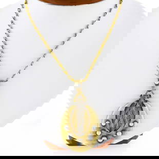Antique Victorian 14k Gold Diamond & Pearl Locket Pendant & 17" Fancy Link Chain: An antique solid 14k yellow gold locket pendnat necklace, with 41 rose cut natural diamonds (H-J - SI1-I2 ; 0.25ct ), and 6 round shape cultured pearls (3.6-4.6mm). 17 inch fancy link chain, 35.33 gra